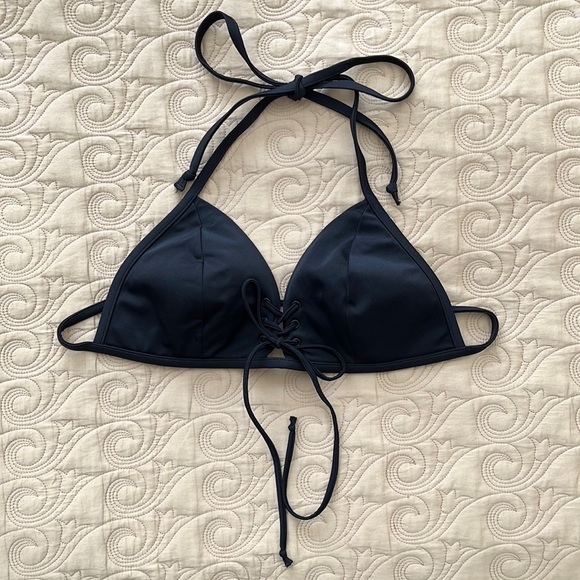 NWT Victoria’s Secret Swim Lace Up Triangle Bikini Top / BSexy / Black / Size M - Picture 1 of 14